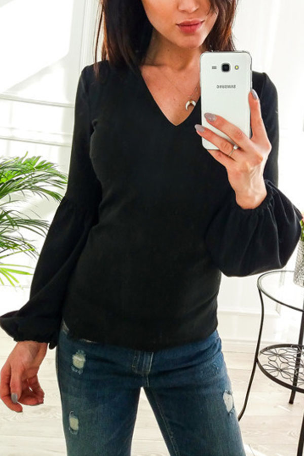 Lace Detail V-Neck Lantern Sleeve T-Shirt